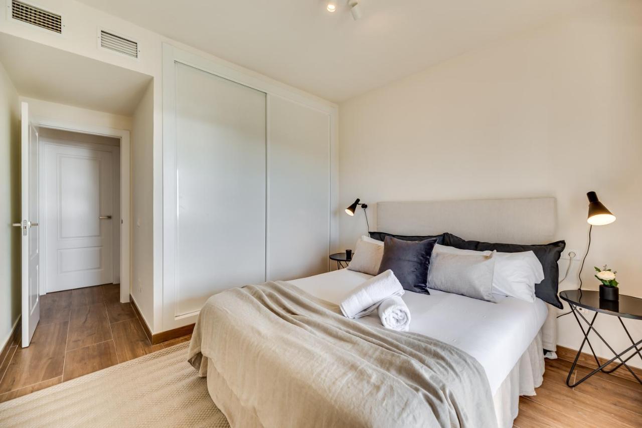 Vacation Marbella I Top 1 Puerto Banus Sea Front Rental, Renovated Exterior photo